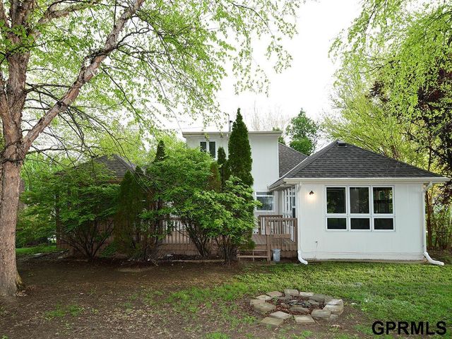 10417 Grand Avenue, Omaha, NE 68134