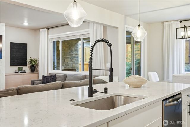 26306 203rd Avenue SE, Covington, WA 98042