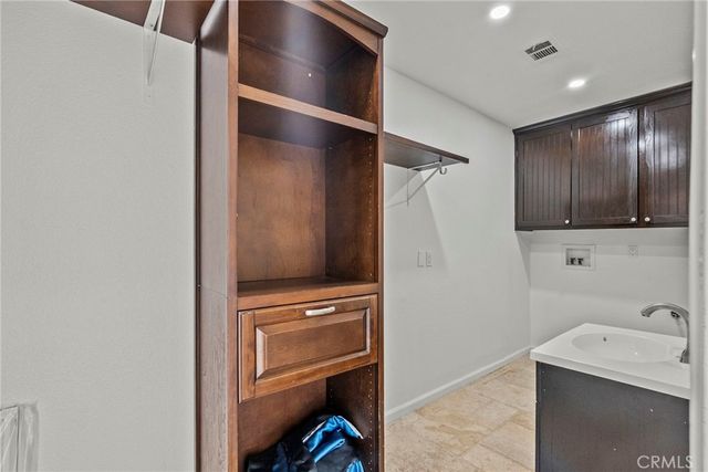 1138 Lakeview, Palmdale, CA 93551