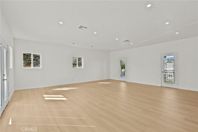 1138 Lakeview, Palmdale, CA 93551