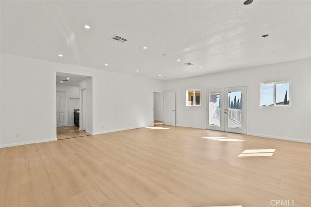 1138 Lakeview, Palmdale, CA 93551