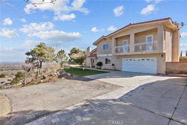 1138 Lakeview, Palmdale, CA 93551