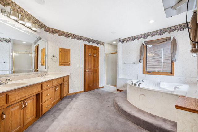 127 Kachina Trail, Branson West, MO 65737