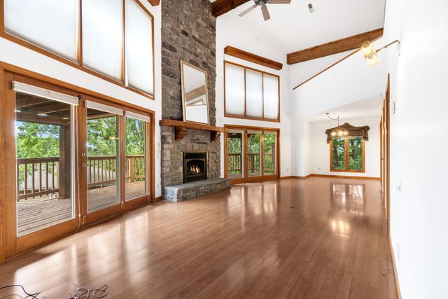 127 Kachina Trail, Branson West, MO 65737