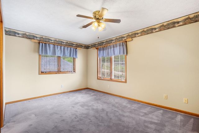 127 Kachina Trail, Branson West, MO 65737