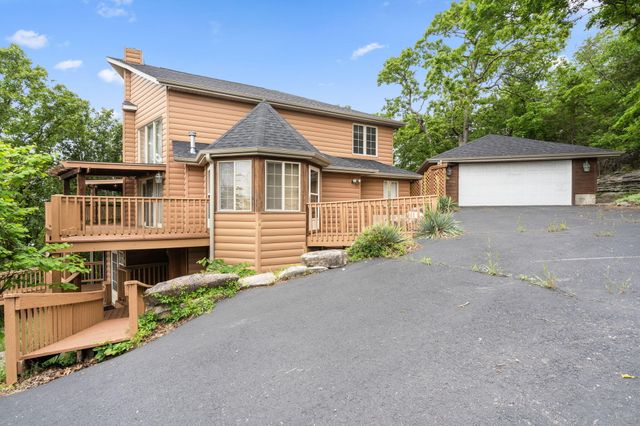 127 Kachina Trail, Branson West, MO 65737