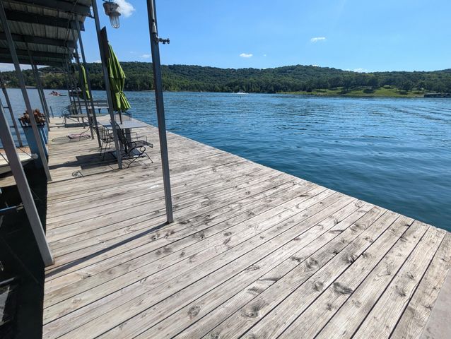127 Kachina Trail, Branson West, MO 65737