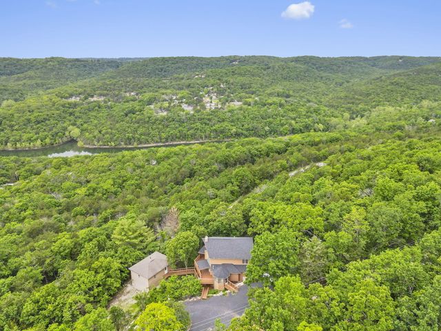 127 Kachina Trail, Branson West, MO 65737