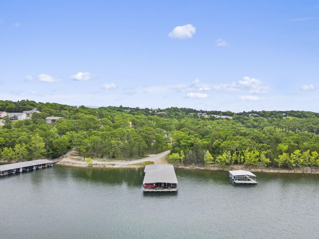 127 Kachina Trail, Branson West, MO 65737