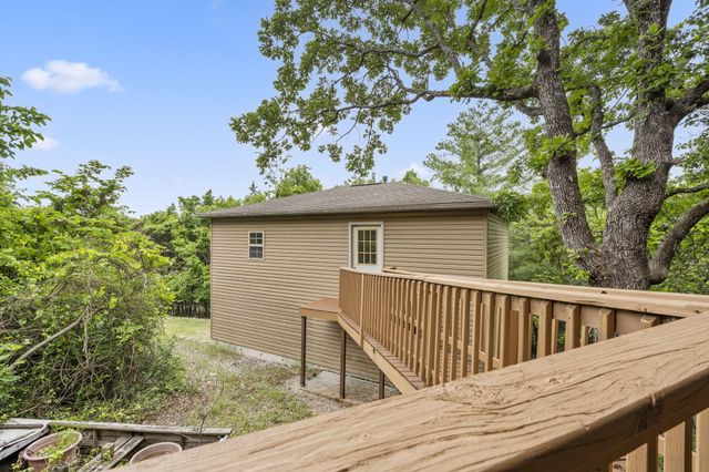 127 Kachina Trail, Branson West, MO 65737