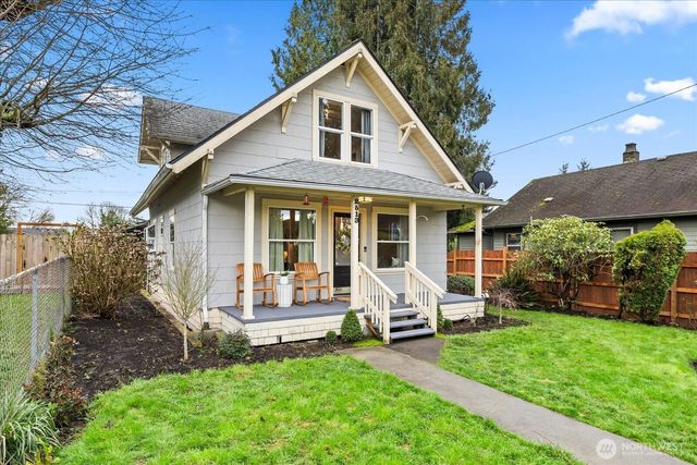 2513 Cleveland Avenue, Everett, WA 98201