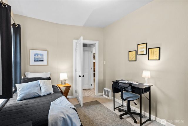 2513 Cleveland Avenue, Everett, WA 98201