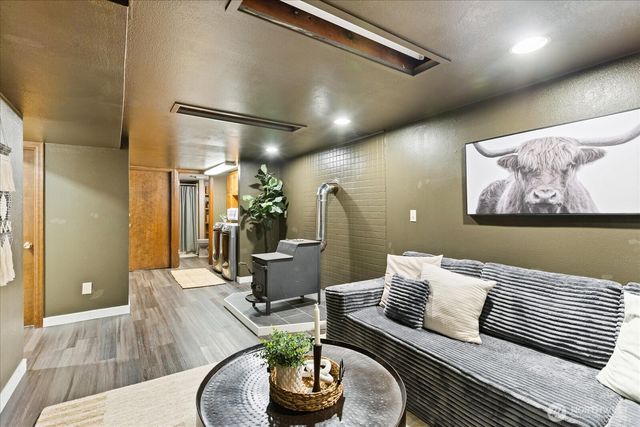 2513 Cleveland Avenue, Everett, WA 98201