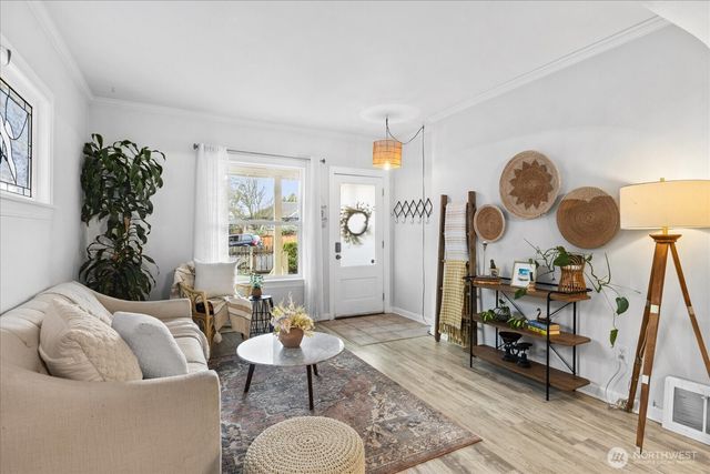 2513 Cleveland Avenue, Everett, WA 98201