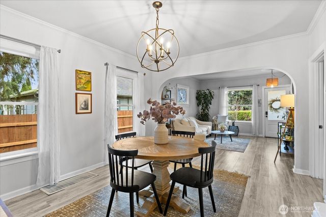 2513 Cleveland Avenue, Everett, WA 98201