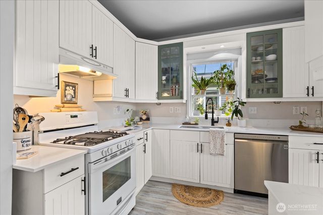 2513 Cleveland Avenue, Everett, WA 98201