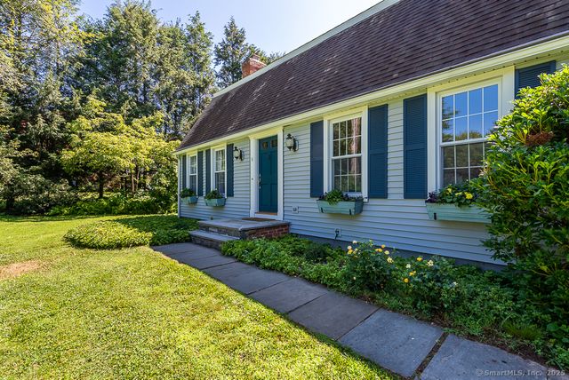 6 Trolley Crossing, Old Saybrook, CT 06475