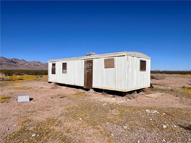 6155 W Mayan Drive, Golden Valley, AZ 86413