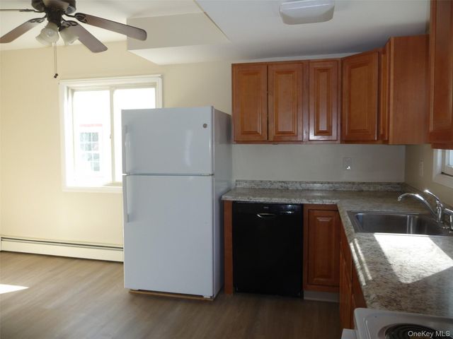 27 Oliver Avenue, Middletown, NY 10940