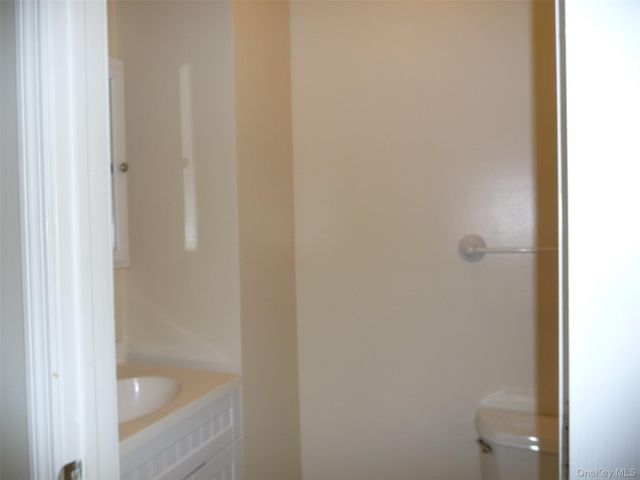 27 Oliver Avenue, Middletown, NY 10940