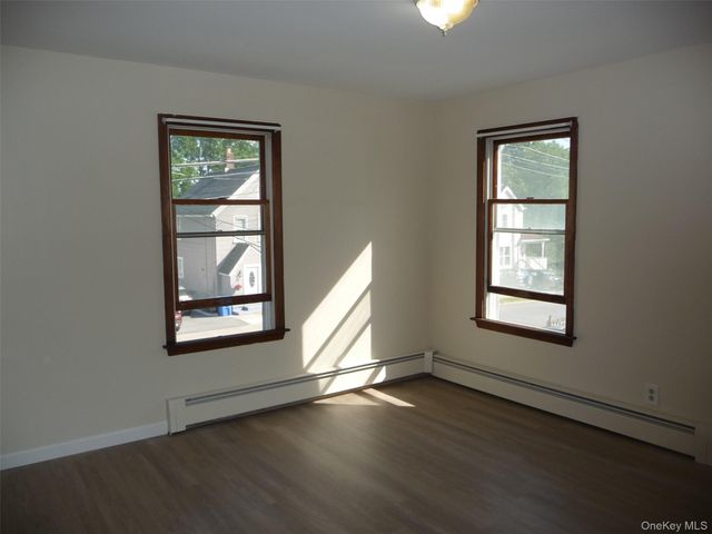 27 Oliver Avenue, Middletown, NY 10940