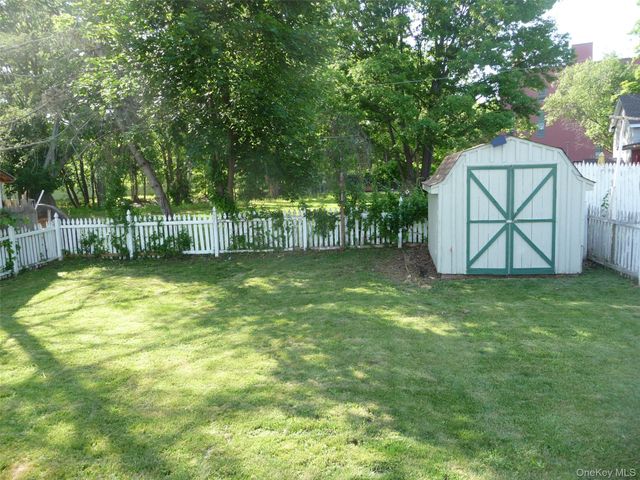 27 Oliver Avenue, Middletown, NY 10940