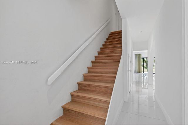 8875 SW 62nd Ter 10-D, Miami, FL 33173