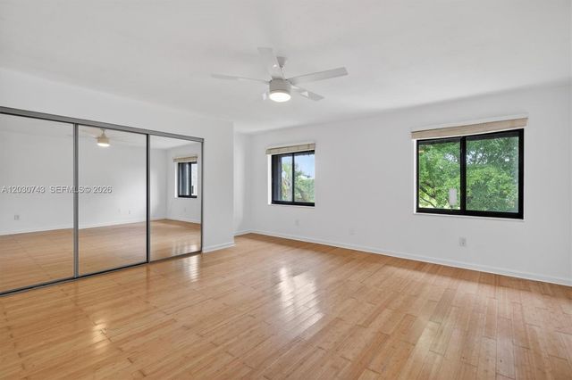 8875 SW 62nd Ter 10-D, Miami, FL 33173
