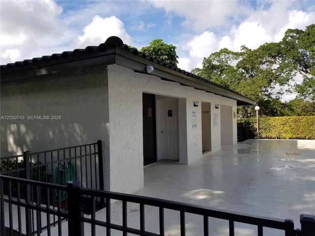 8875 SW 62nd Ter 10-D, Miami, FL 33173