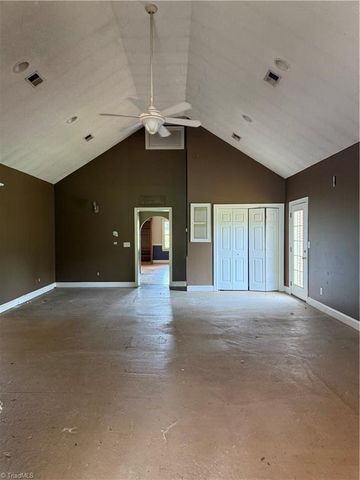 591 FOX Road, Wilkesboro, NC 28697