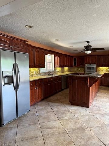 591 FOX Road, Wilkesboro, NC 28697