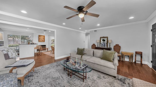 6820 Cumberland Road, Fort Worth, TX 76116