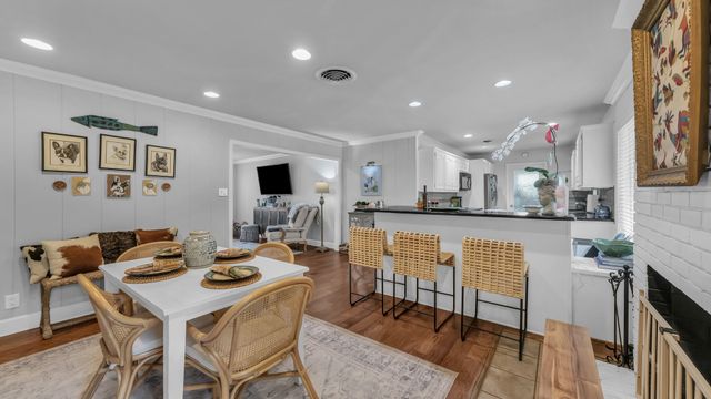 6820 Cumberland Road, Fort Worth, TX 76116