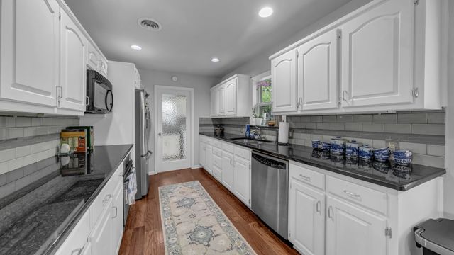 6820 Cumberland Road, Fort Worth, TX 76116