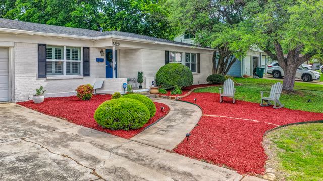 6820 Cumberland Road, Fort Worth, TX 76116