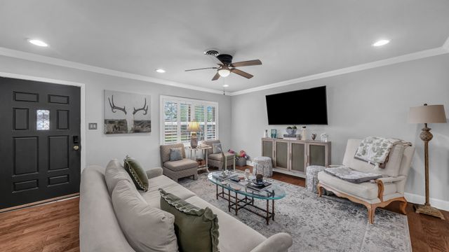 6820 Cumberland Road, Fort Worth, TX 76116