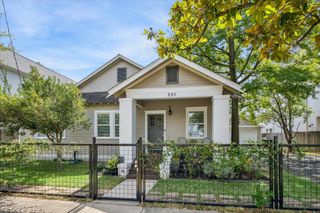 931 Louise Street, Houston, TX 77009