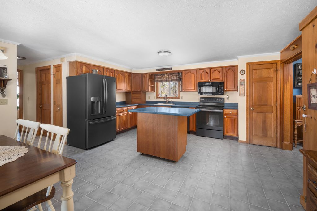 30 Great Works Estates, North Berwick, ME 03906 — photo 5