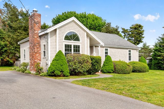 27 Bellavista Drive, Pocasset, MA 02559