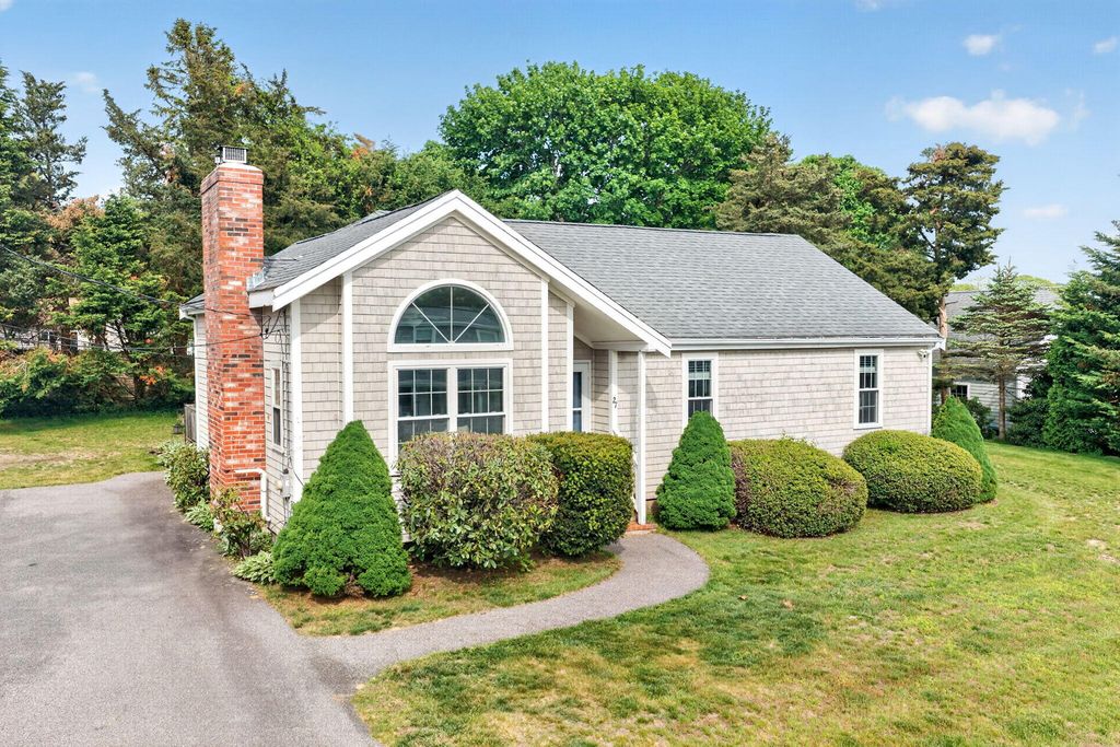27 Bellavista Drive, Pocasset, MA 02559