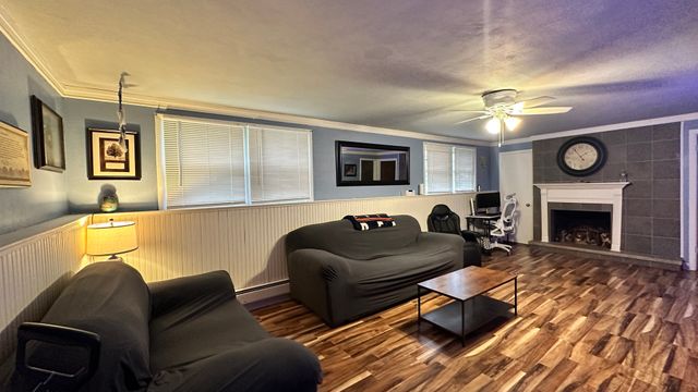 220 Beacon Drive, Belvidere, IL 61008