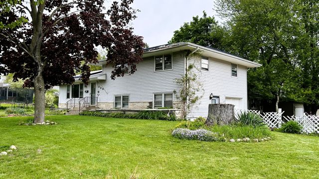 220 Beacon Drive, Belvidere, IL 61008