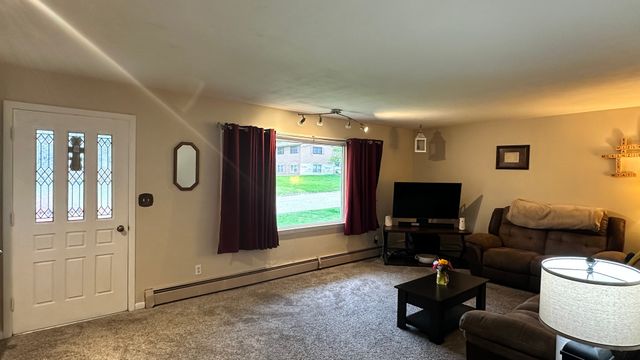 220 Beacon Drive, Belvidere, IL 61008