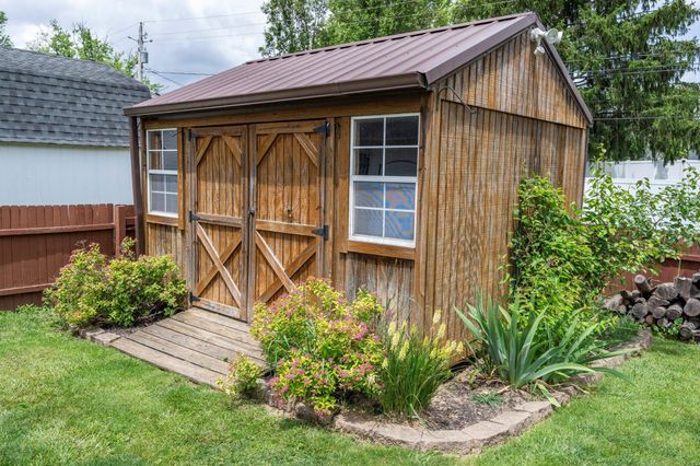 808 Damon Drive, Washington Court House, OH 43160