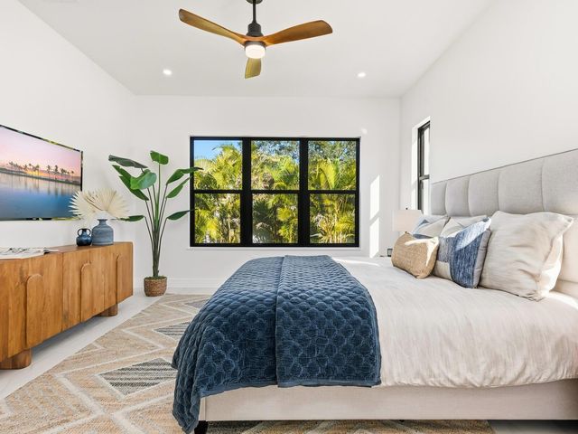 2303 LOMA LINDA STREET, Sarasota, FL 34239