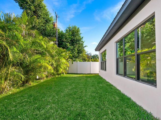 2303 LOMA LINDA STREET, Sarasota, FL 34239