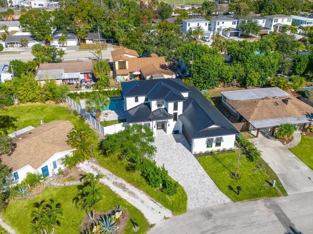 2303 LOMA LINDA STREET, Sarasota, FL 34239
