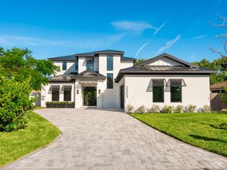 2303 LOMA LINDA STREET, Sarasota, FL 34239