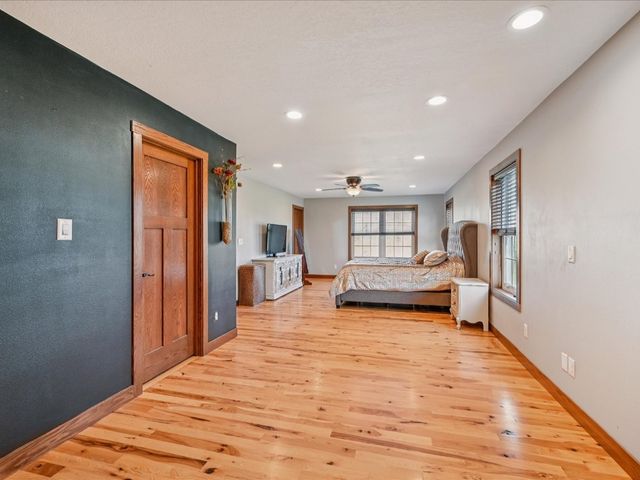 82 1st St Court, Atkins, IA 52206