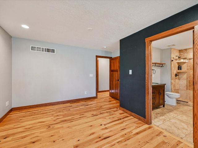 82 1st St Court, Atkins, IA 52206